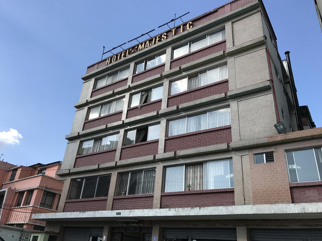 Hotel Majestic Кіто Екстер'єр фото