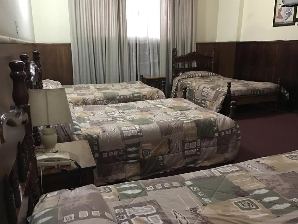 Hotel Majestic Кіто Екстер'єр фото
