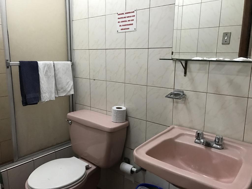 Hotel Majestic Кіто Екстер'єр фото
