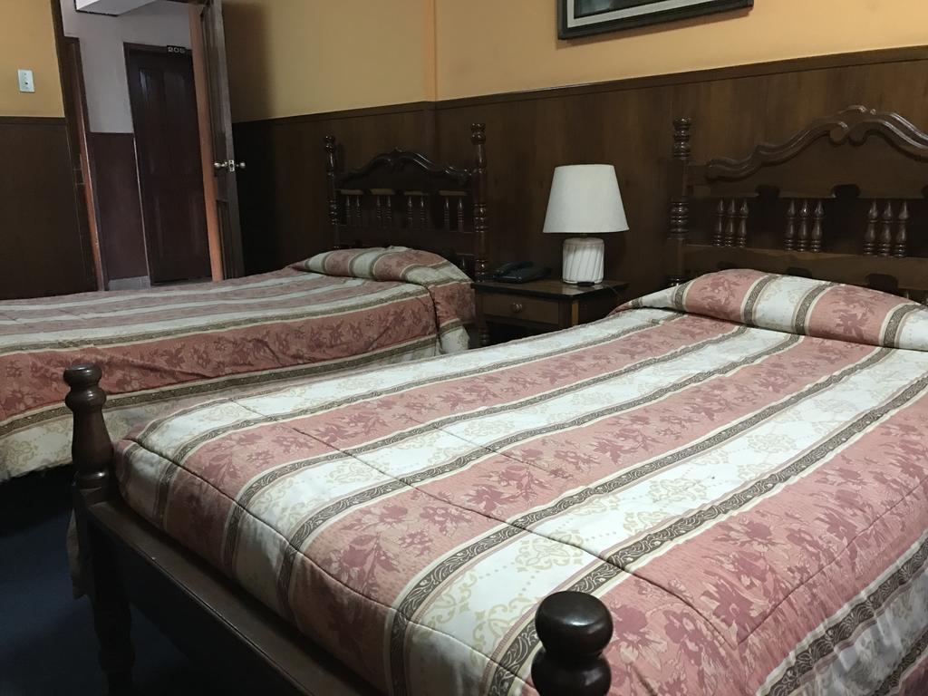 Hotel Majestic Кіто Екстер'єр фото