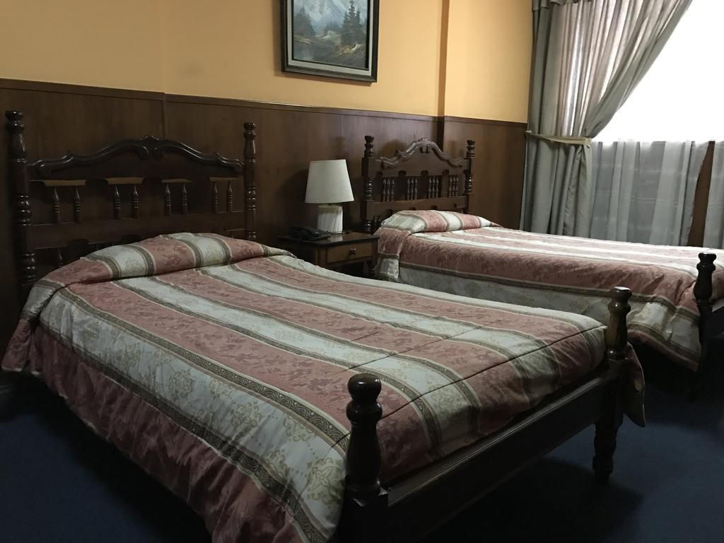Hotel Majestic Кіто Екстер'єр фото
